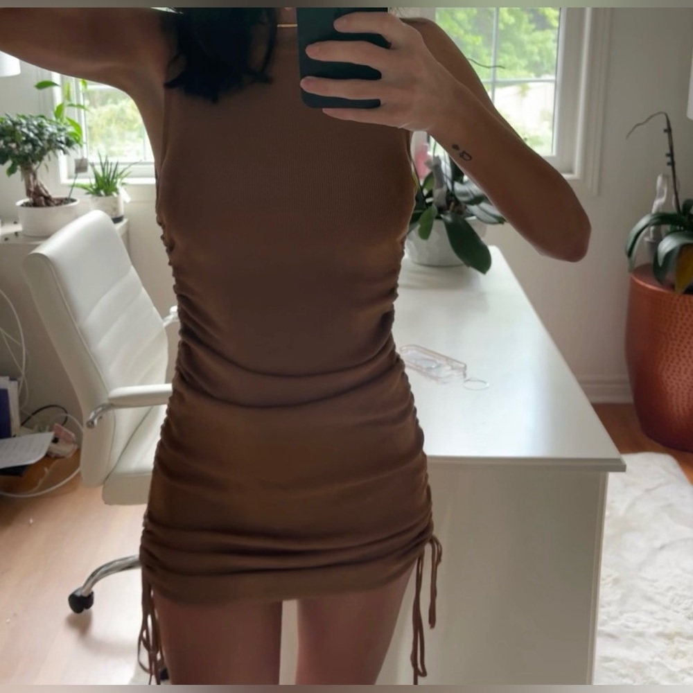 LIONESS adjustable Dress! - Picture 2 of 3